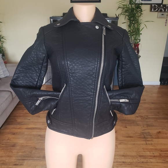 ASOS Faux Leather Women's Black Zipper Jacket size XS / S or size 0 - Picture 1 of 13